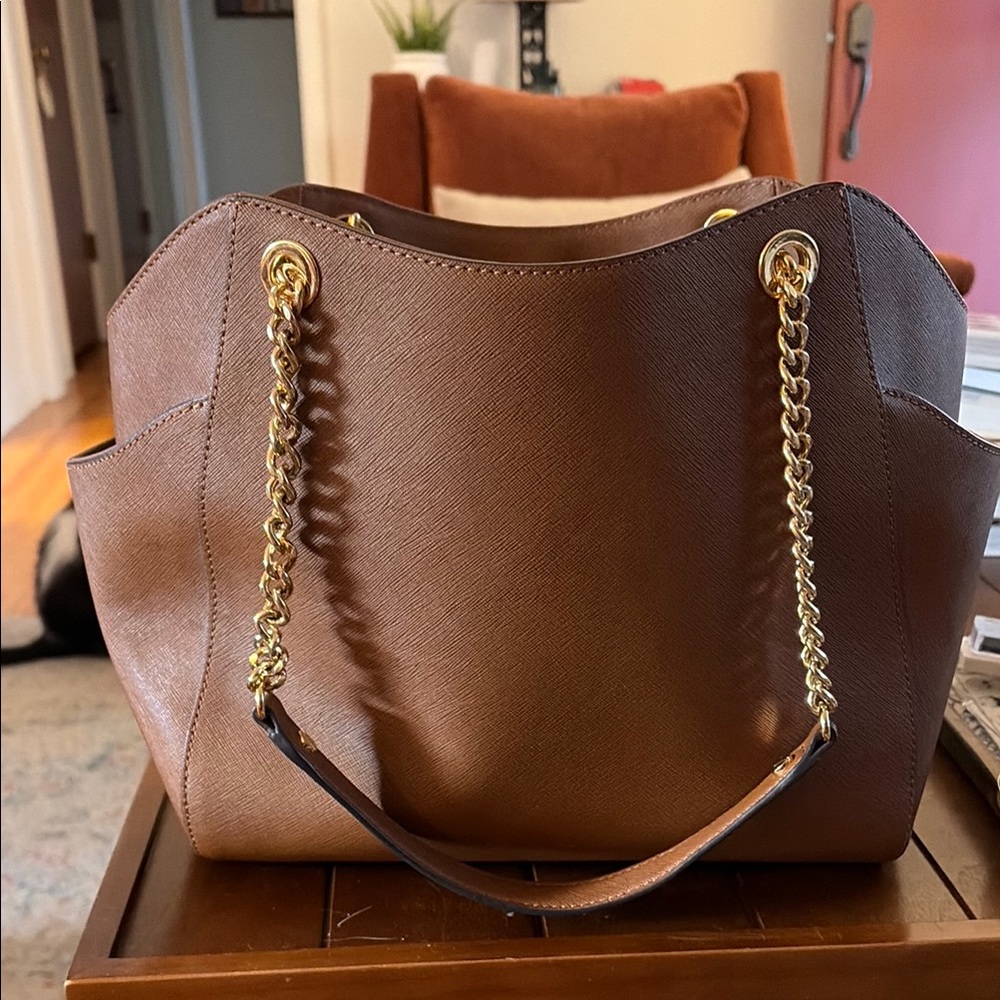Michael Kors Chocolate Brown Shoulder Bag with Gold Accents - Picture 5 of 9
